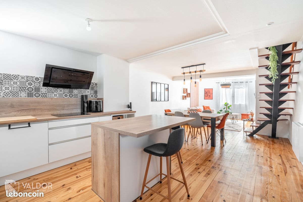 Maison 5 pièces 104 m² · à Anse · 104 m² · 235 000 €