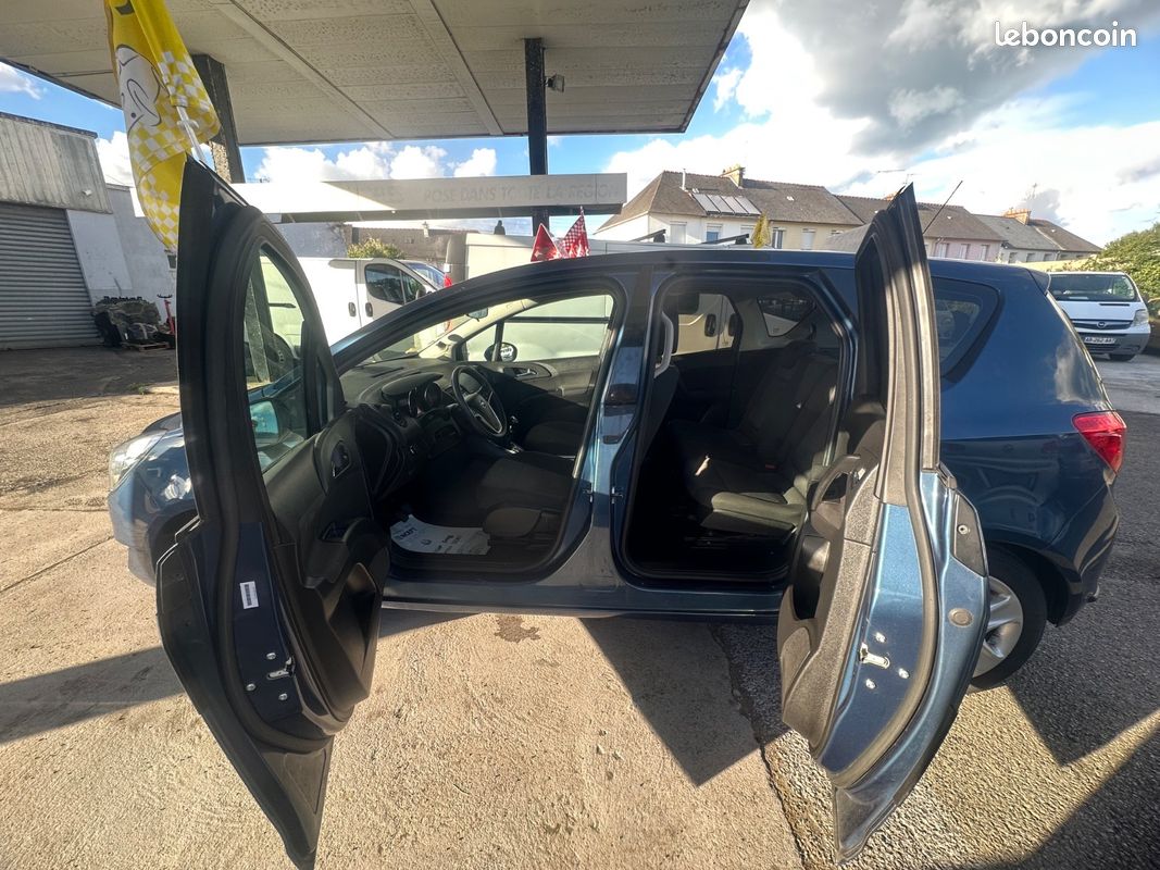 Opel Meriva 1.4i 120 cv (image 10)