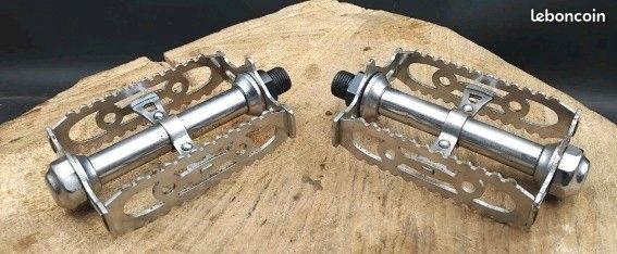 Paire De Pédales Lyotard 46D Pas Français - Vélo Ancien, Randonneuse, Course - Alu Argenté