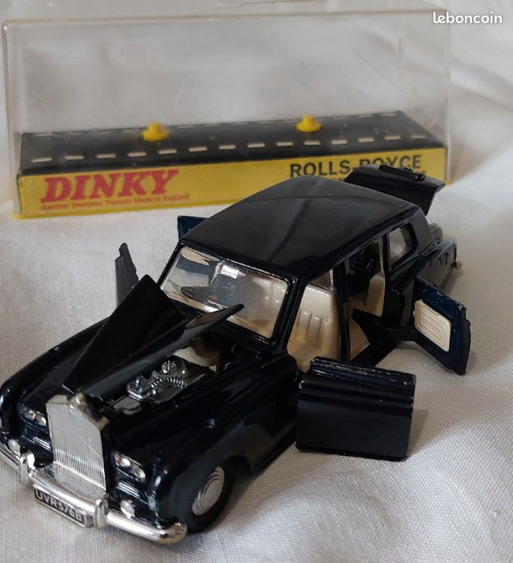 Figurine Rolls-Royce Phantom V Limousine Dinky Toys – Modèle Collection 1/43 En Plastique