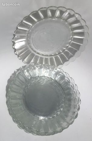 Assiettes à dessert Duralex forme Marguerite vintage