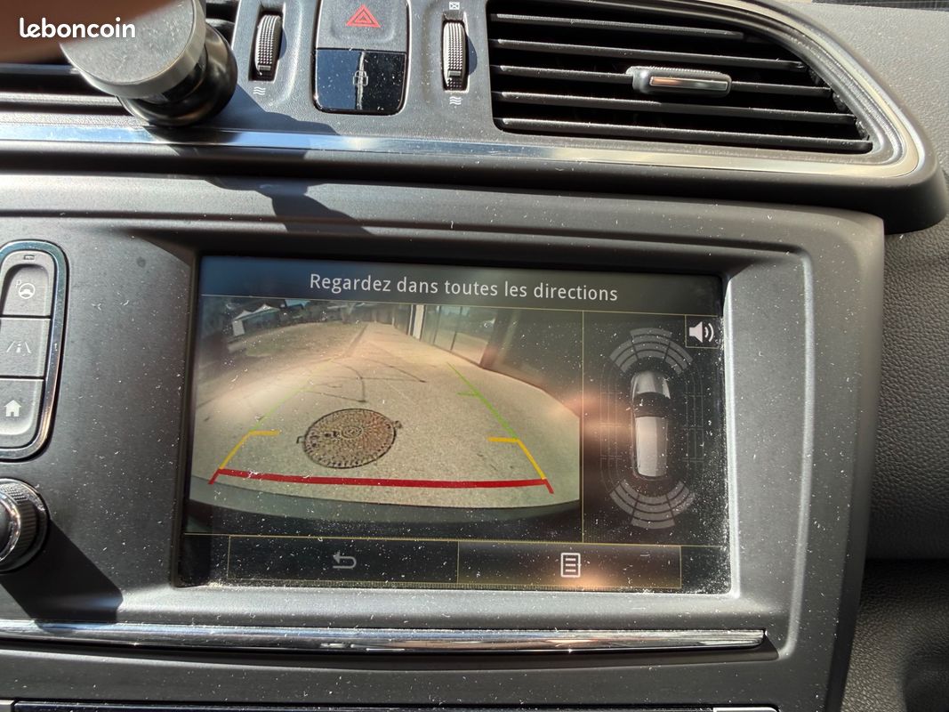 RENAULT KADJAR 1.2 TCE 130ch ENERGY INTENS BVA - TOIT PANORAMIQUE - SUIVI COMPLET - CAMERA - CARPLAY (image 27)