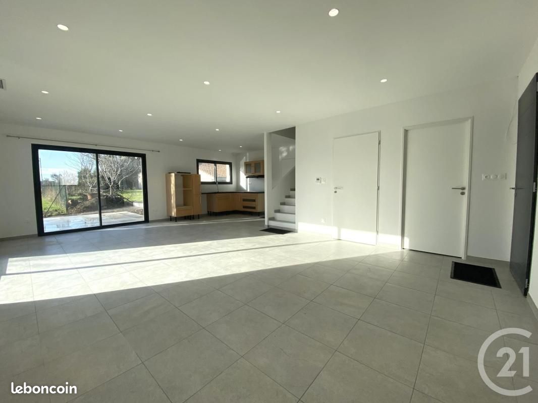 Maison 4 pièces 99 m² · à Vernet · 99 m² · 1 217 €