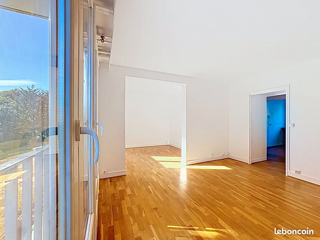 Appartement 4 pièces 63 m² · à Saint-Germain-en-Laye · 63 m² · 250 000 €