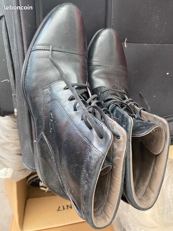 Boots Hommes noires Clarks T42 (image 2)