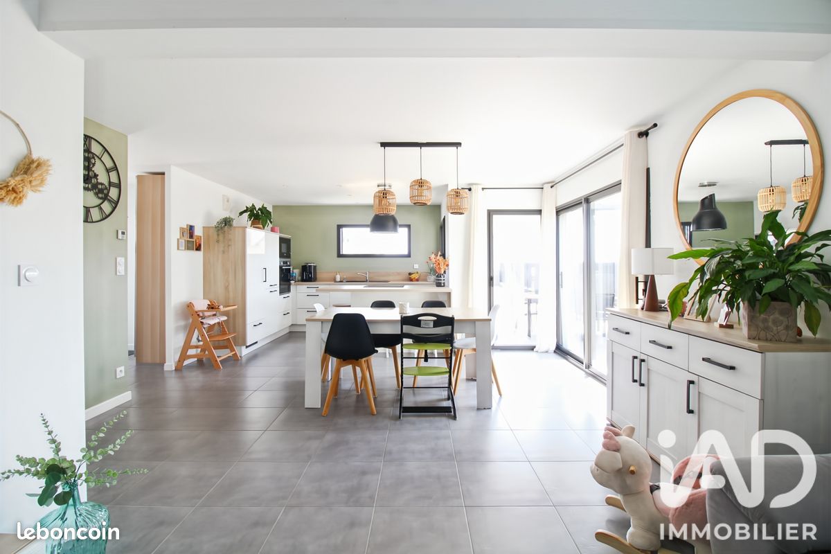 Maison 5 pièces 98 m² · à Andel · 98 m² · 306 000 €