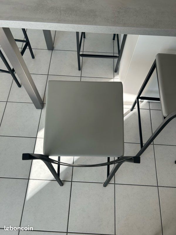 Lot de 4 chaises de bar (image 3)