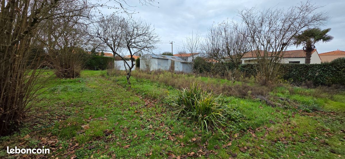 Terrain 567 m² SAINTE PAZANNE (image 2)