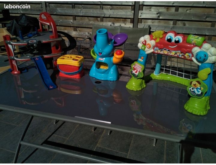 Lot de jouets enfants (image 1)