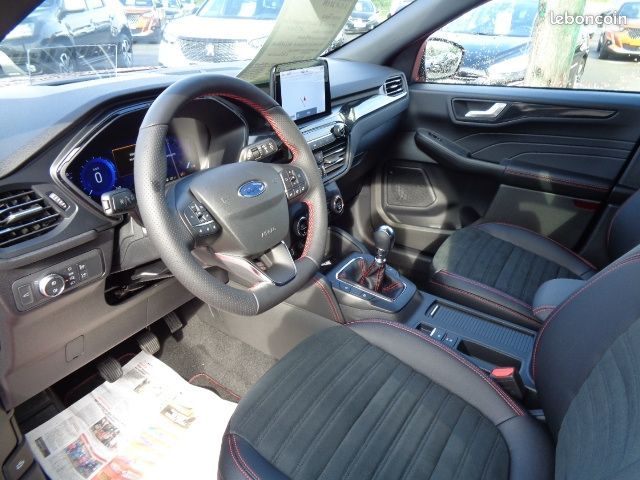 Ford KUGA III 1.5 ECOBOOST 150CH ST-LINE PLUS BV6 4X2 (image 5)