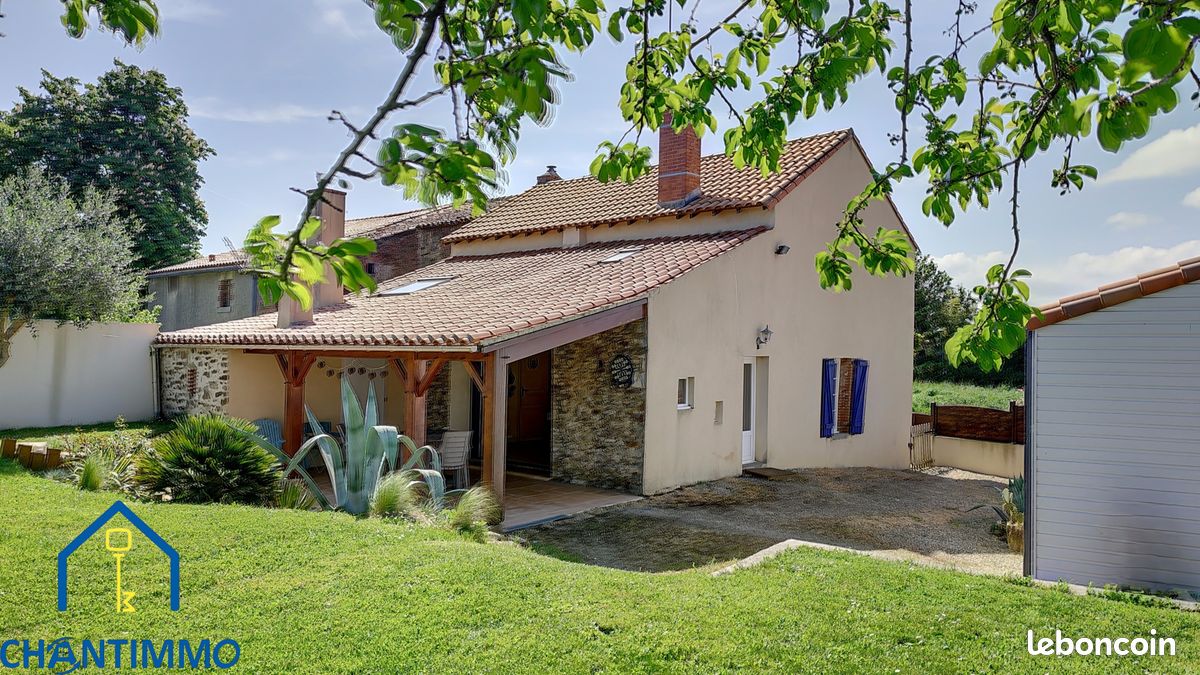 Maison 5 pièces 109 m² · à Chantonnay · 109 m² · 174 000 €