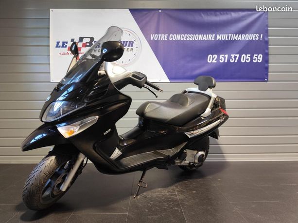Scooter Piaggio Xevo 125 – Occasion En état De Marche – Idéal Pour La Ville