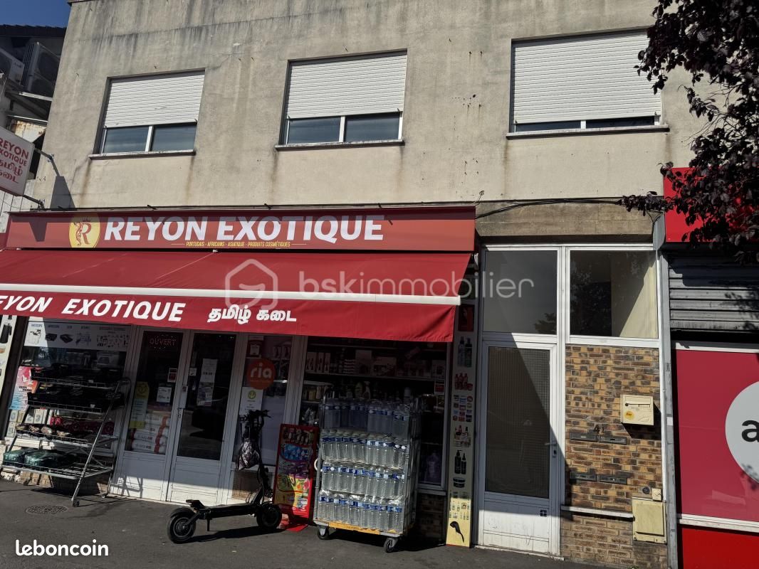 Immeuble 15 pièces 604 m² · à Ormesson-sur-Marne · 604 m² · 1 770 000 €