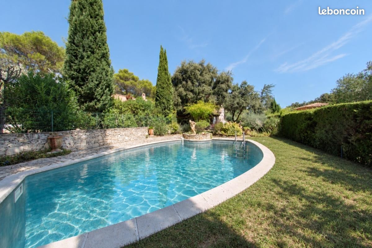 Maison 5 pièces 125 m² · à Villeneuve-lès-Avignon · 125 m² · 480 000 €