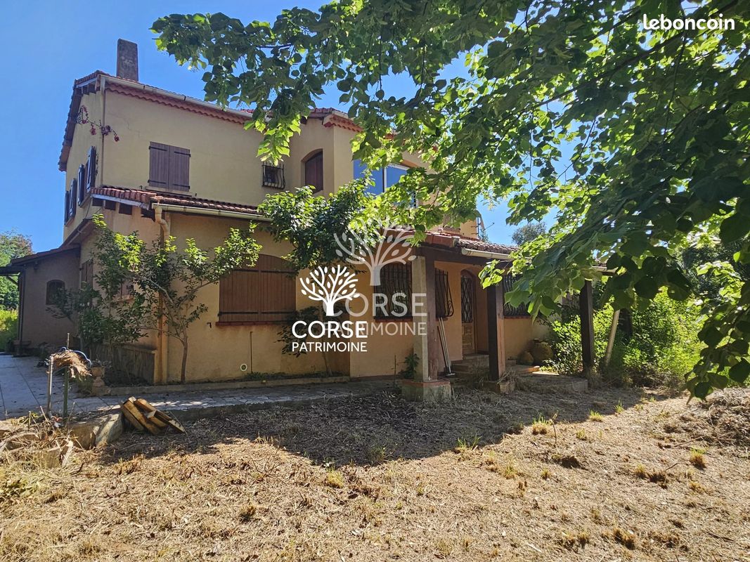Maison 9 pièces 315 m² · à Penta-Di-Casinca · 315 m² · 385 000 €