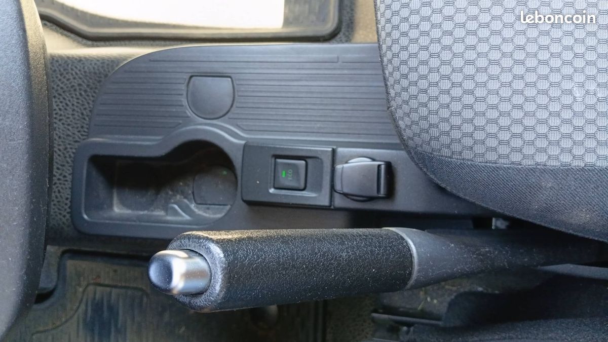 Renault Kangoo 1.5 dCi 110 Business (image 28)