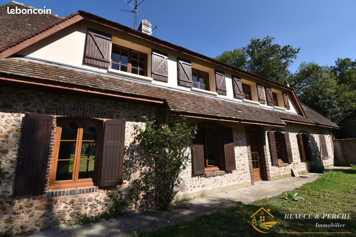 Maison 7 pièces 179 m² · à Illiers-Combray · 179 m² · 178 500 €