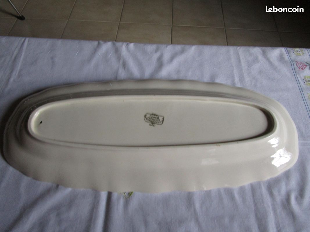 Plat ovale en faïence de Sarreguemines OBERNAI (image 2)
