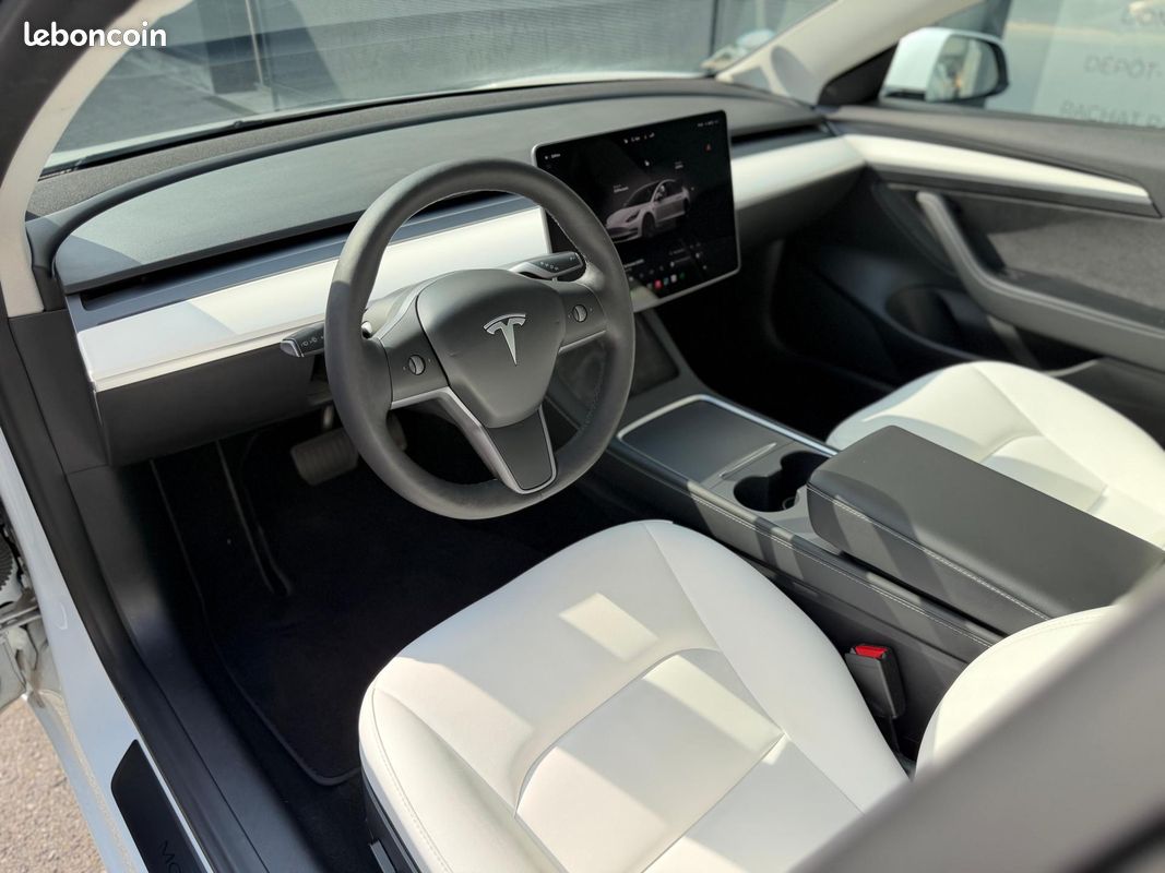 TESLA MODEL 3 Long Range Dual Motor 11/2022 AWD SOH 91,6% (image 11)