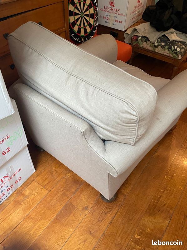 Lot de deux fauteuils club en tissu (image 5)