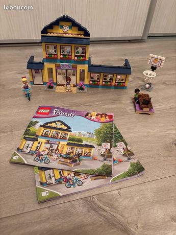 LEGO Friends L'école de Heartlake City 41005 Jeux Jouets
