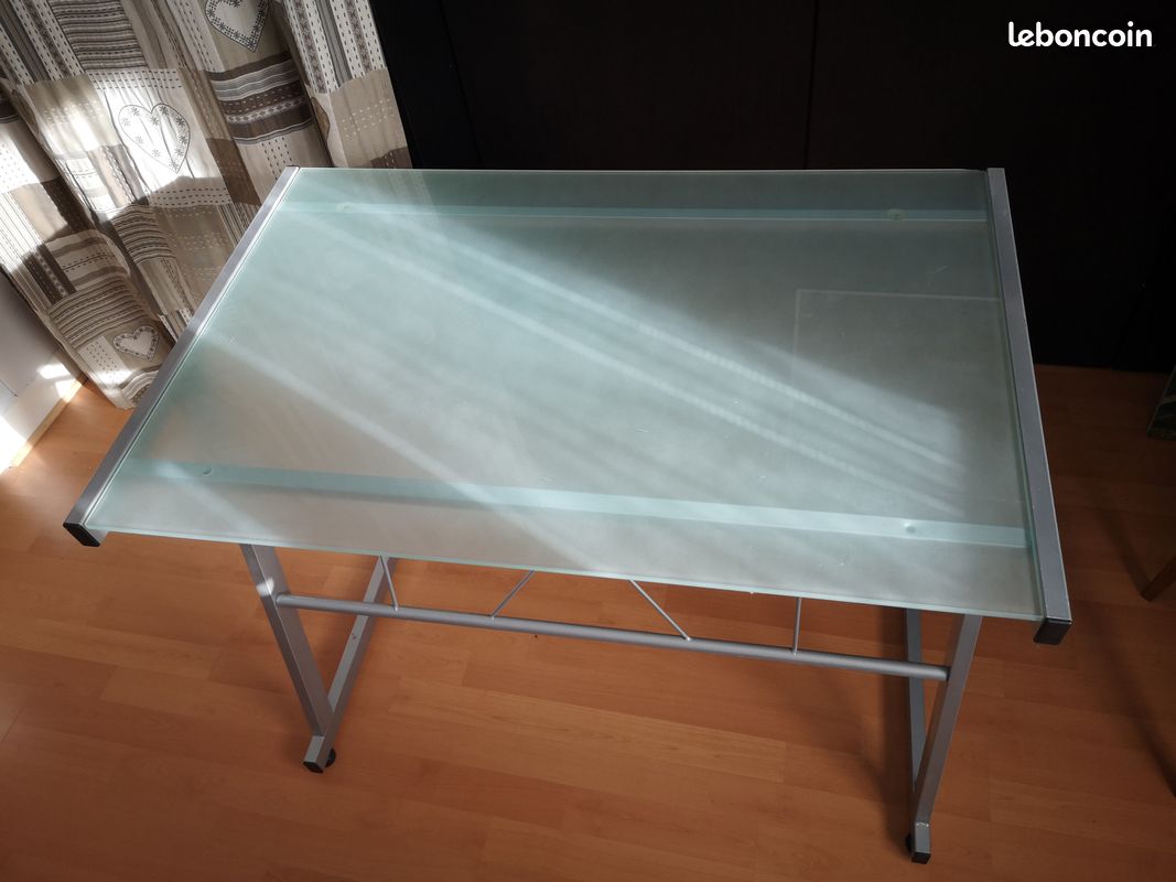 Bureau (image 3)