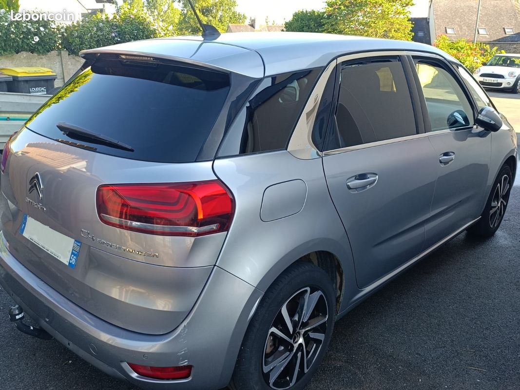 Citroën C4 SpaceTourer PureTech 130ch EAT8 (image 2)