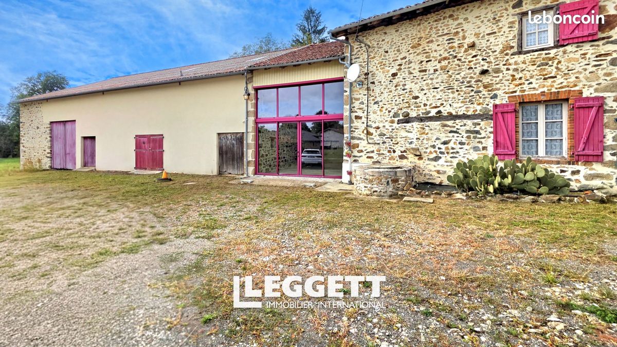 Maison 5 pièces 206 m² · à Saint-Christophe · 206 m² · 205 200 €