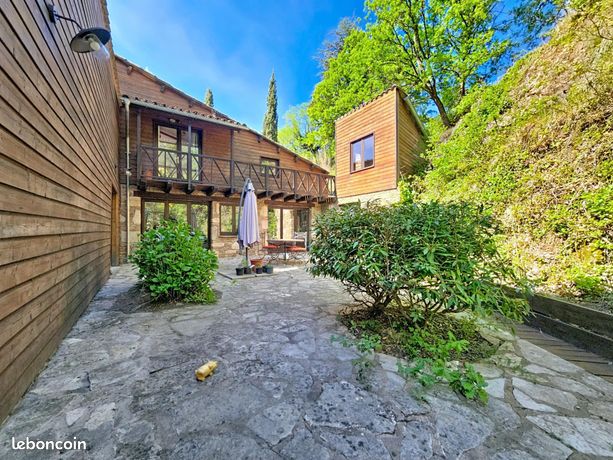 Maison 6 pièces 158 m²