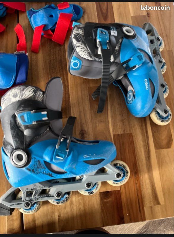 Rollers enfant + casque protection (pointure 34/36) (image 1)