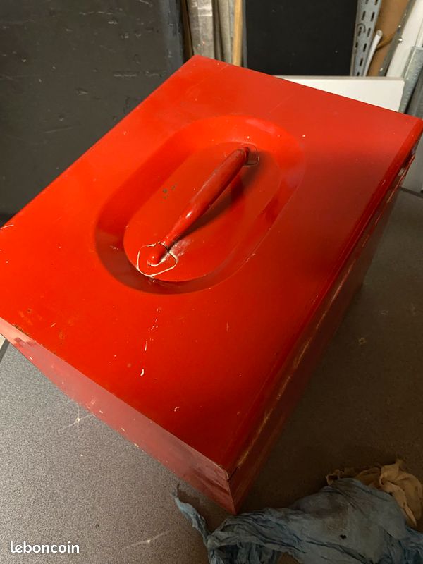 Caisse pour machine ou outils (image 2)