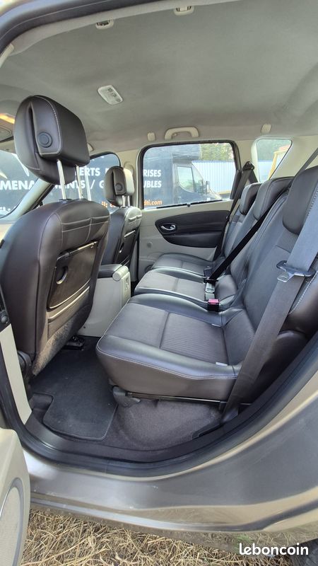 Renault Scenic III 1.5dci 110cv privilège (image 6)