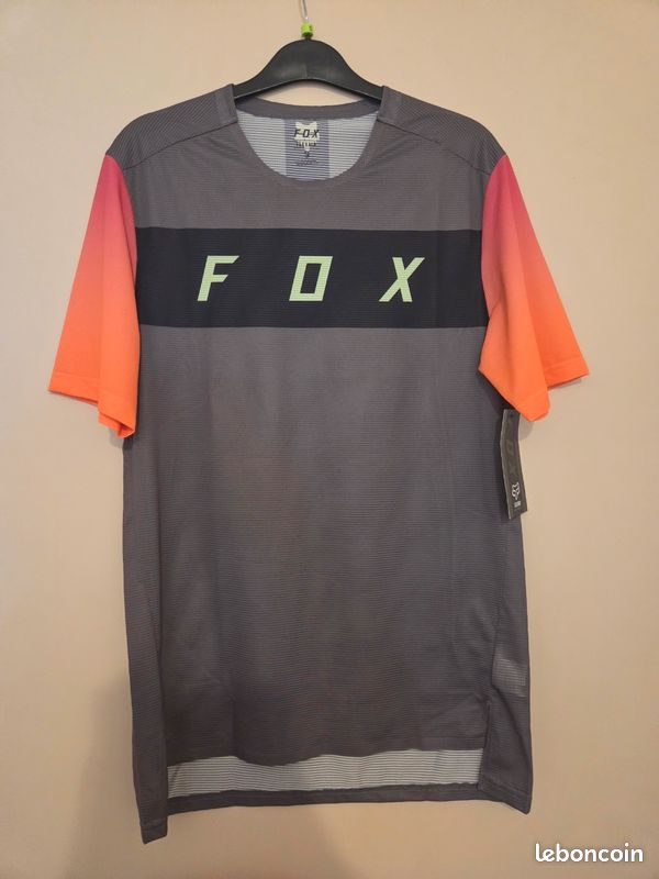 Köp Fox Flexair Arcadia SS Jersey Men Pewter från FOX RACING