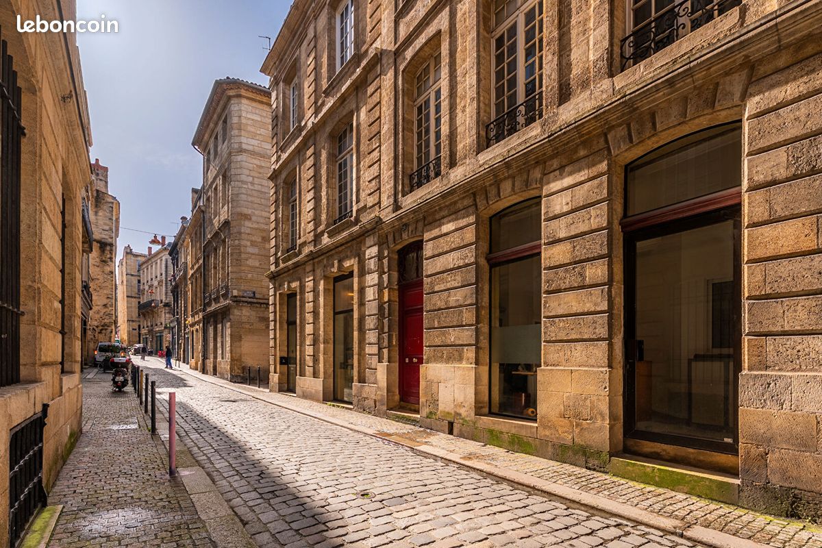 Appartement 1 pièce 28 m² · à Bordeaux · 28 m² · 130 000 €