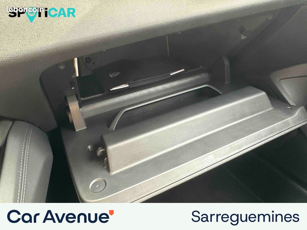 PEUGEOT 308 PureTech 130ch S&S EAT8 Allure Pack (image 24)