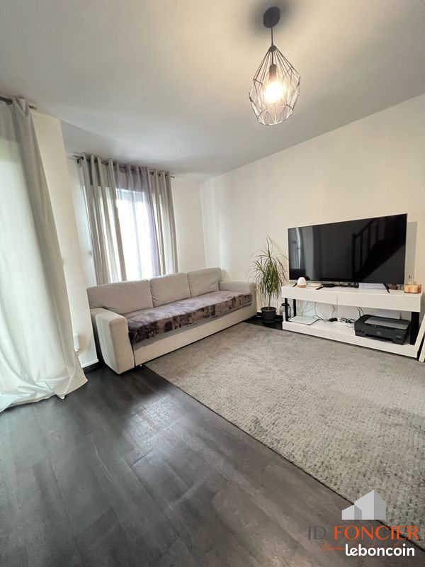 Appartement 2 pièces 41 m² · à Saint-Michel-sur-Orge · 41 m² · 160 000 €