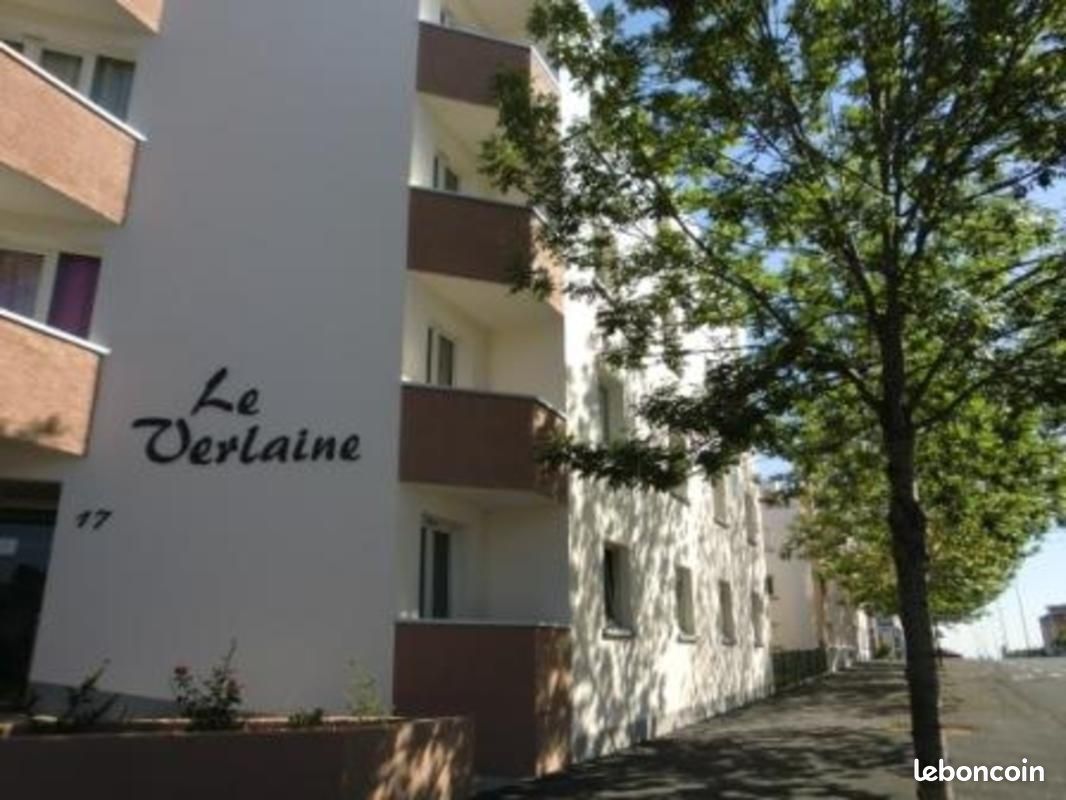Appartement 1 pièce 18 m² · à Clermont-Ferrand · 18 m² · 330 €/mois