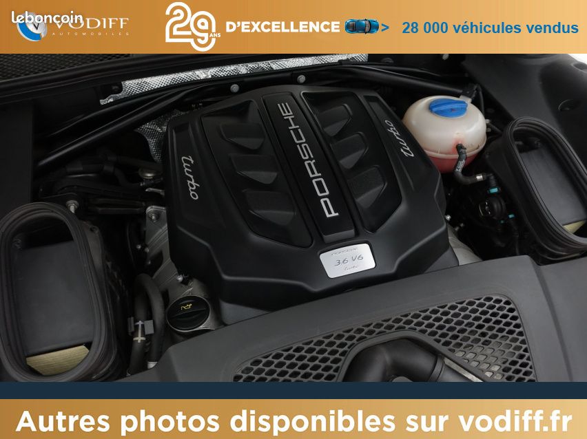 Porsche Macan TURBO 400 CV PDK (image 18)