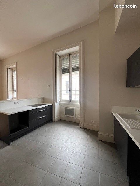 Appartement 3 pièces 73 m² · à Lyon · 73 m² · 1 190 €/mois