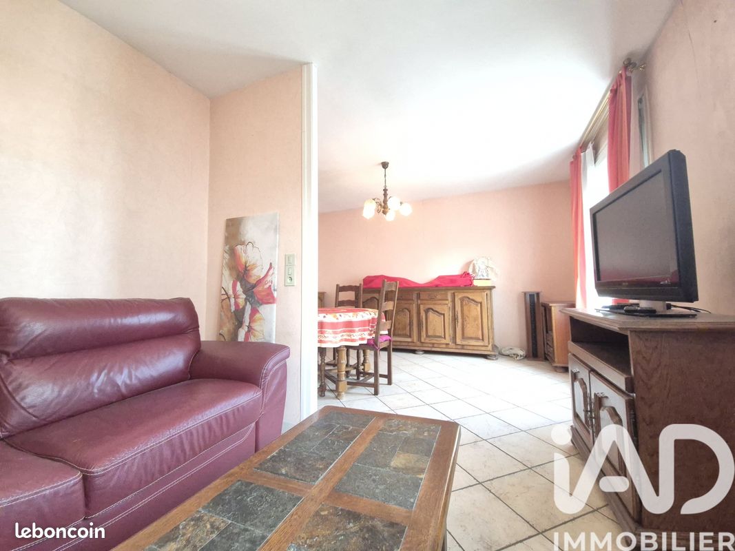 Appartement 3 pièces 60 m² · à Vandœuvre-lès-Nancy · 60 m² · 75 000 €