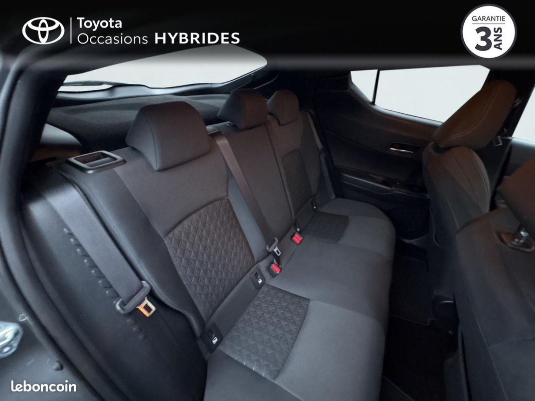 Toyota C-HR 122h Edition 2WD E-CVT RC18 (image 7)