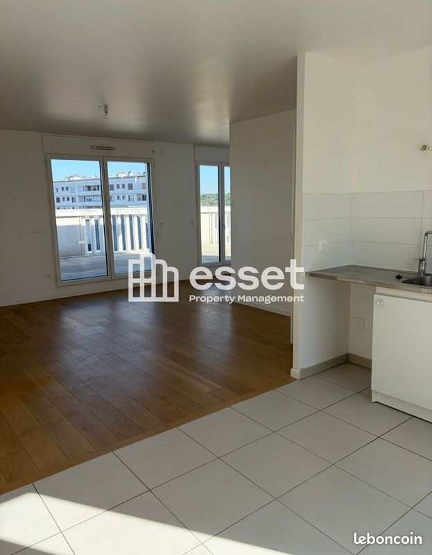 Appartement 4 pièces 85 m² · à Maisons-Alfort · 85 m² · 1 909 €/mois