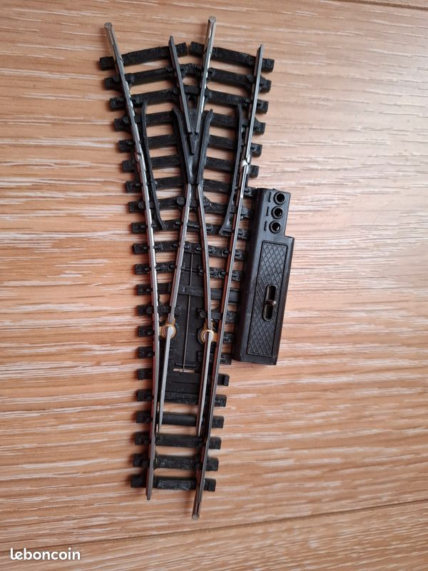 ZC2517 Jouef Ho 1/87 train 4704 5 rail courbe R 325 mm quart de rail 9