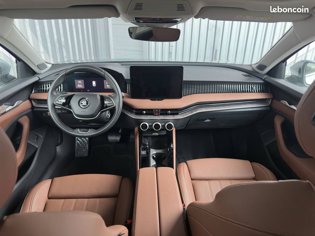 SKODA Superb Combi 1.5 TSI mHEV 150 ch ACT DSG7 Laurin & Klement (image 12)