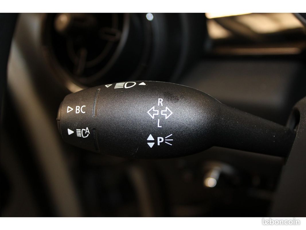 MINI MINI Cooper 1.5i 136 Edition Premium Plus Phase 3 Suivi Parfait État (image 20)