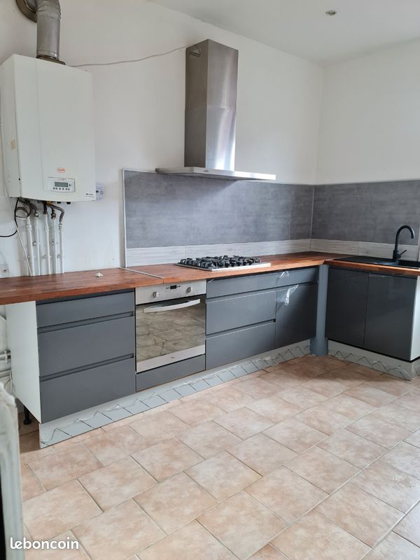 Appartement 4 pièces 80 m² · à Homécourt · 80 m² · 660 €/mois