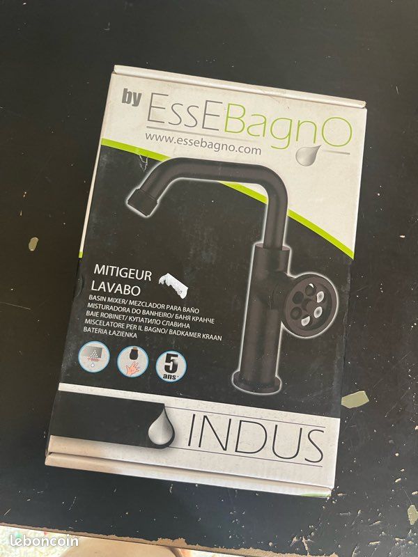 Mitigeur de lavabo INDUS Noir EsseBagno — Neuf sous emballage (image 1)
