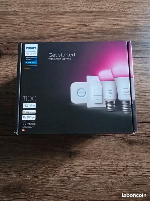 [NEUF] Pack Philips Hue White & Color E27 – Bridge +2 Ampoules Color 1100 + Télécommande – connectée (image 1)