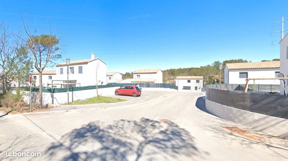 Terrain 524 m² Rocbaron · 114 000 €
