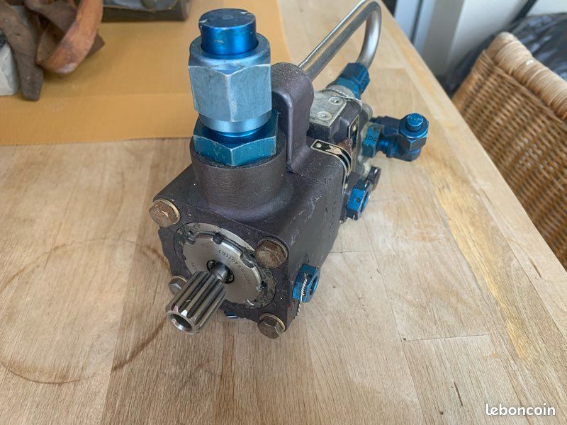 Pièce industrielle mécanique vintage pour déco (image 2)